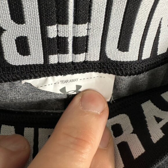 UNDER ARMOUR Charged CAPRI Leggings Black S | Geometric Run Activewear Yoga Gym - Picture 6 of 6